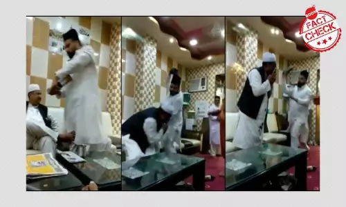 সিএএ সমর্থন করায় বিজেপি নেতা এনায়েত হোসেনকে মারধর করা হল? একটি তথ্য যাচাই সিএএ সমর্থন করায় বিজেপি নেতা এনায়েত হোসেনকে মারধর করা হল? একটি তথ্য যাচাই