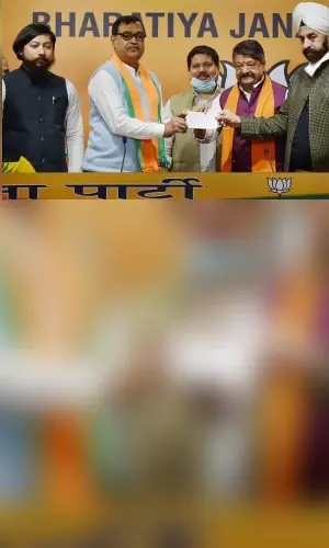 পশ্চিমবঙ্গে বিধানসভা ভোটের আগে দল বদলের হাওয়াতে যাঁরা ভাসলেন