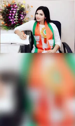 মাদক কাণ্ড: কী বললেন ধৃত বিজেপি যুবনেত্রী পামেলা গোস্বামী?